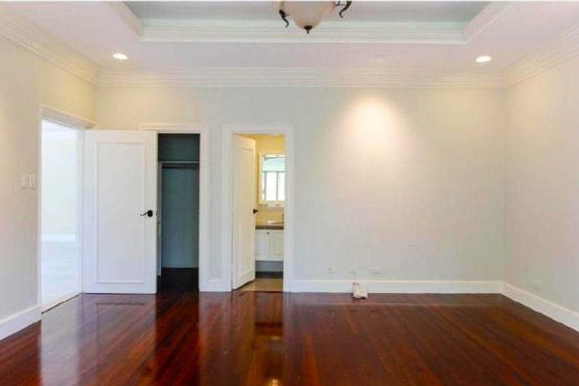 4 Bedroom Villa for Sale in Dasmariñas Village, Dasmariñas North, Makati City near MRT-3 Magallanes