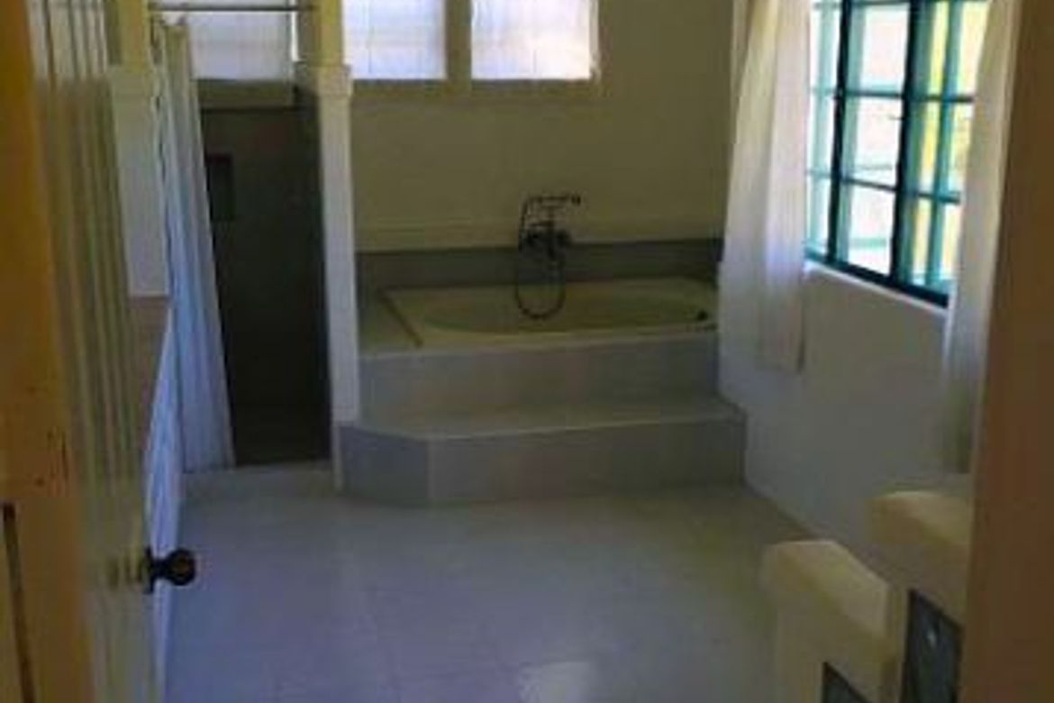 4 Bedroom Villa for Sale in Dasmariñas Village, Dasmariñas North, Makati City near MRT-3 Magallanes – photo 8