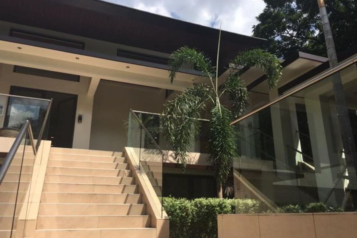 4 Bedroom Villa for Sale in Forbes Park North, Makati, Metro Manila – photo 2