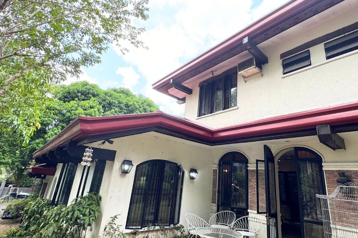 4 Bedroom Villa for Sale in LOYOLA GRAND VILLAS, Ramon Magsaysay, Quezon City, Metro Manila near LRT-1 Roosevelt – photo 7