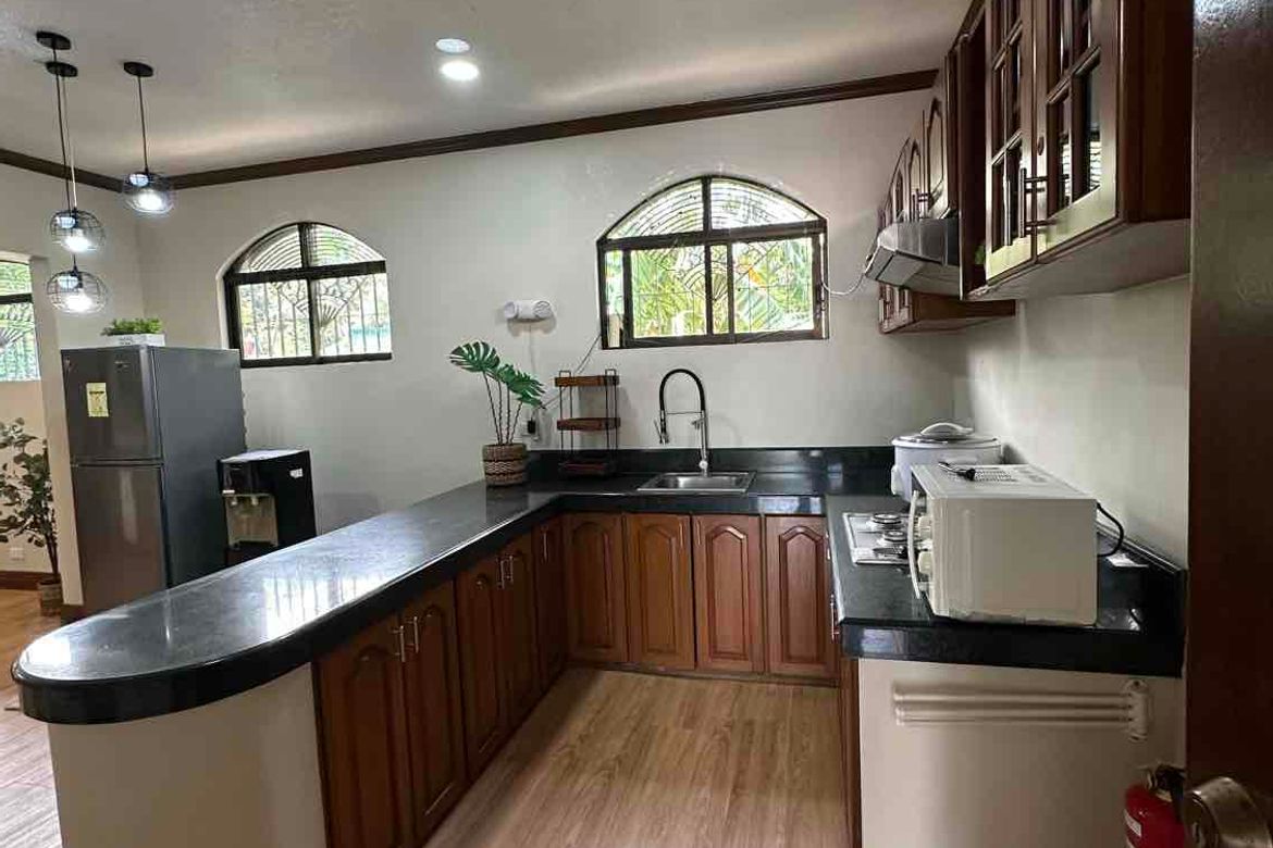 4 Bedroom Villa for Sale in Pansol, Calamba, Laguna – photo 8
