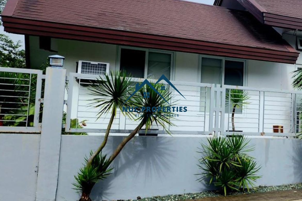 4 Bedroom Villa for Sale in Royale Tagaytay Estates, Buck Estate, Alfonso, Cavite – photo 3
