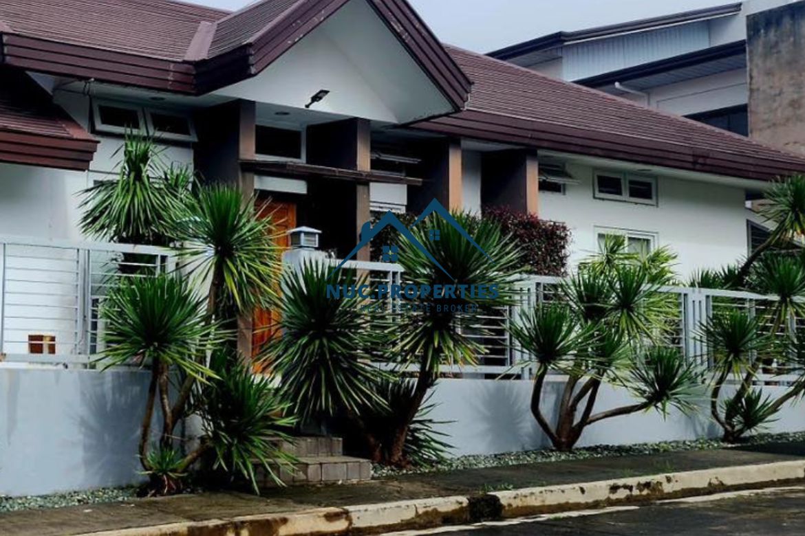 4 Bedroom Villa for Sale in Royale Tagaytay Estates, Buck Estate, Alfonso, Cavite – photo 4
