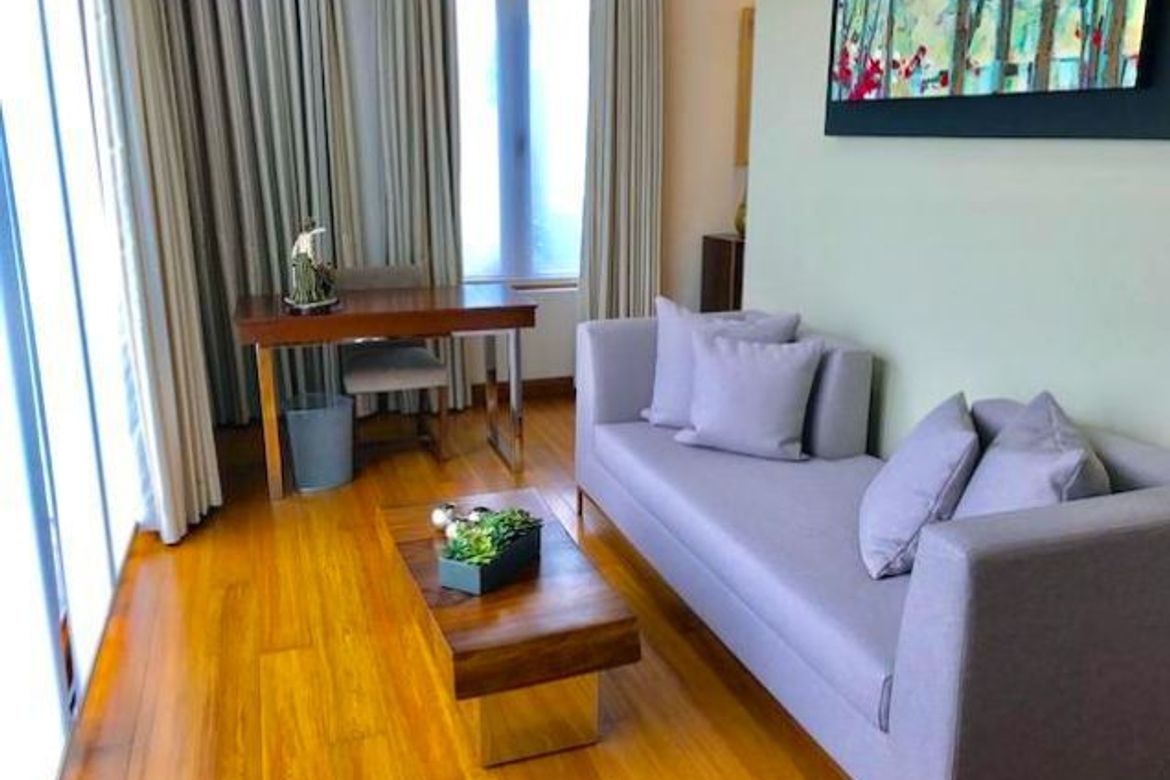 4 Bedroom Villa for Sale in San Lorenzo, Makati, Metro Manila near MRT-3 Ayala – photo 7