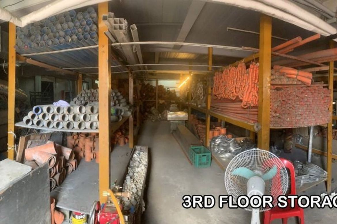 4 Bedroom Warehouse / Factory for Sale in Santa Cruz, Manila, Metro Manila near LRT-1 Tayuman – photo 2