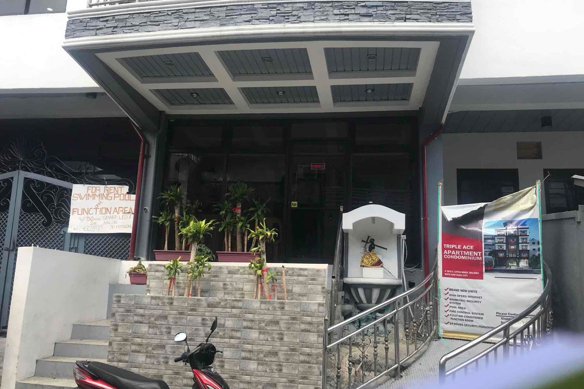 40 Bedroom Shophouse for Sale in Balong-Bato, San Juan, Metro Manila near LRT-2 J. Ruiz – photo 2
