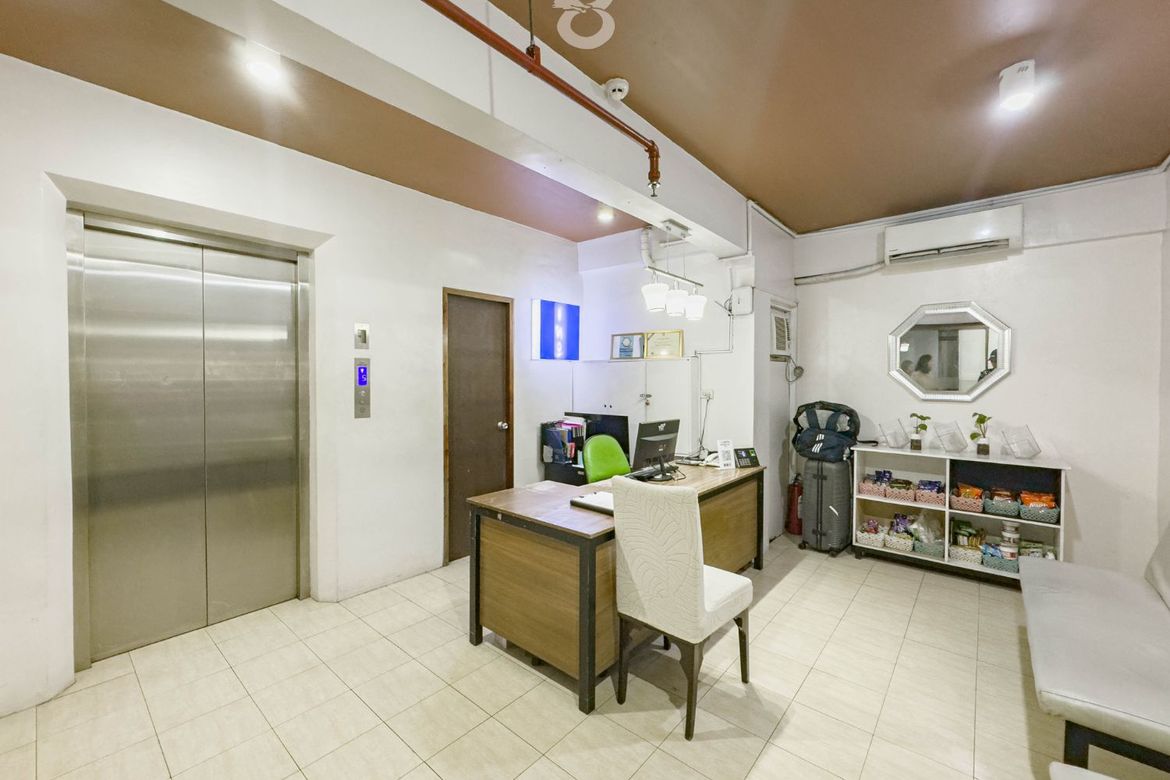 42 Bedroom Commercial for Sale in Bangkal, Makati, Metro Manila near MRT-3 Magallanes – photo 4