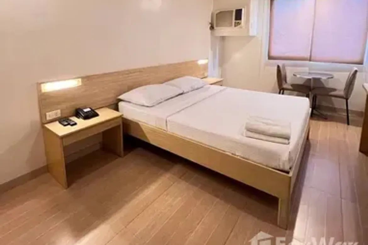42 Bedroom Hotel / Resort for Sale in Comembo, Makati, Metro Manila – photo 4
