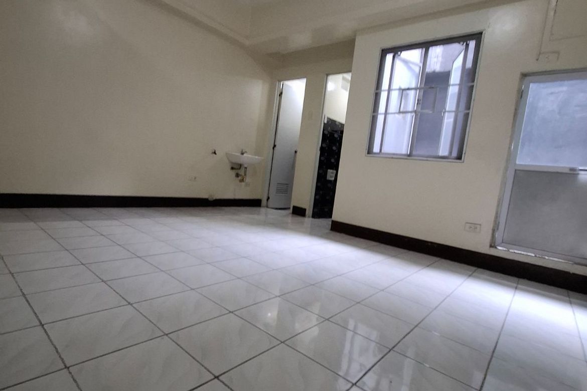 42 Bedroom Shophouse for Sale in Loyola Heights, Quezon City, Metro Manila near LRT-2 Katipunan – photo 4
