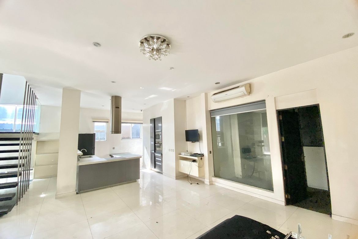 47 Bedroom Apartment for Rent in Paltok, Quezon City, Metro Manila photo 6