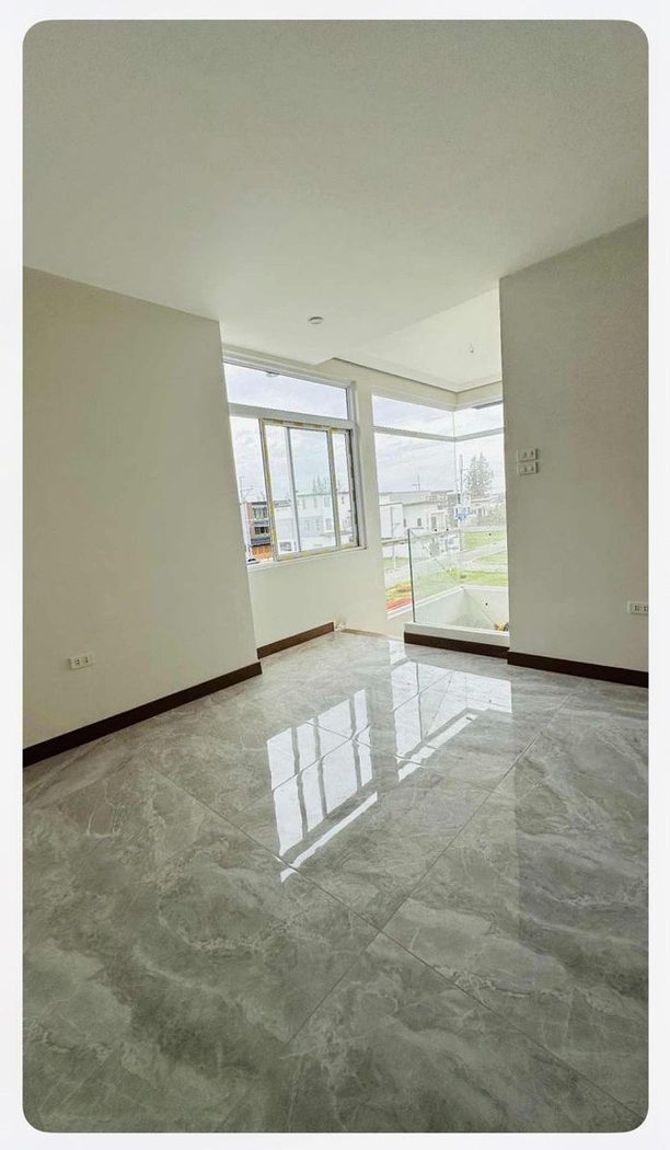 5-Bedroom 3-Storey House with Pool for Sale in Greenwoods Executive Village, Taytay, Rizal – photo 11