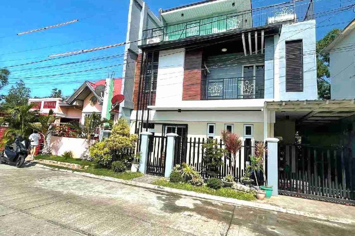 5 Bedroom Apartment for Sale in Calapandayan, Subic, Zambales