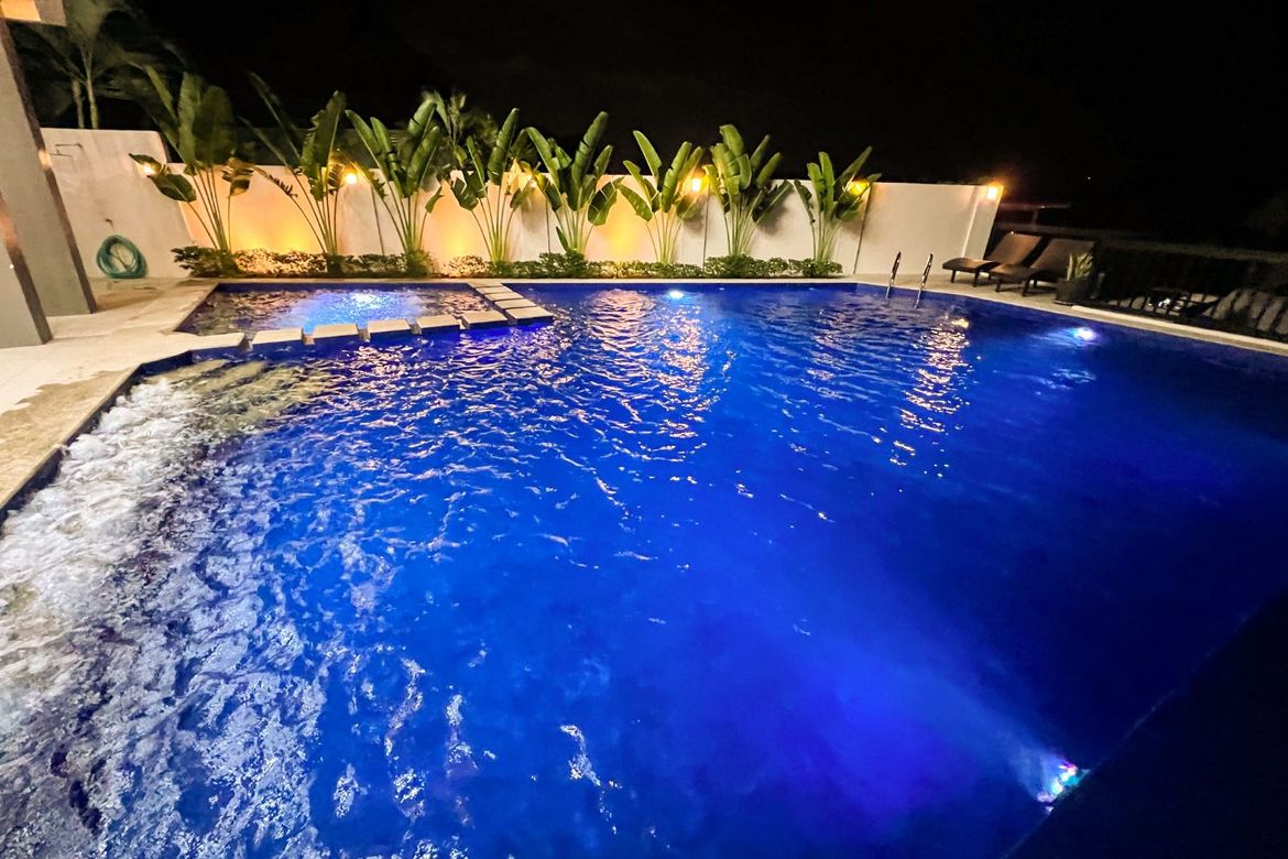 5 Bedroom Commercial for Sale in Batong Malake, Los Baños, Laguna – photo 3