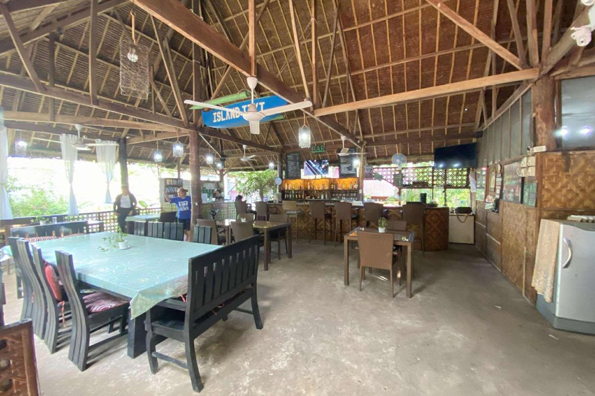 5 Bedroom Commercial for Sale in Dao, Dauis, Bohol – photo 2