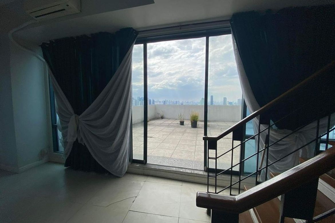 5 Bedroom Condo for Sale in Bagumbayan, Quezon City, Metro Manila – photo 4