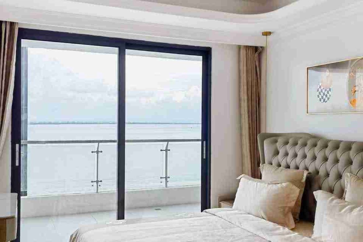 5 Bedroom Condo for Sale in Don Galo, Parañaque, Metro Manila – photo 4
