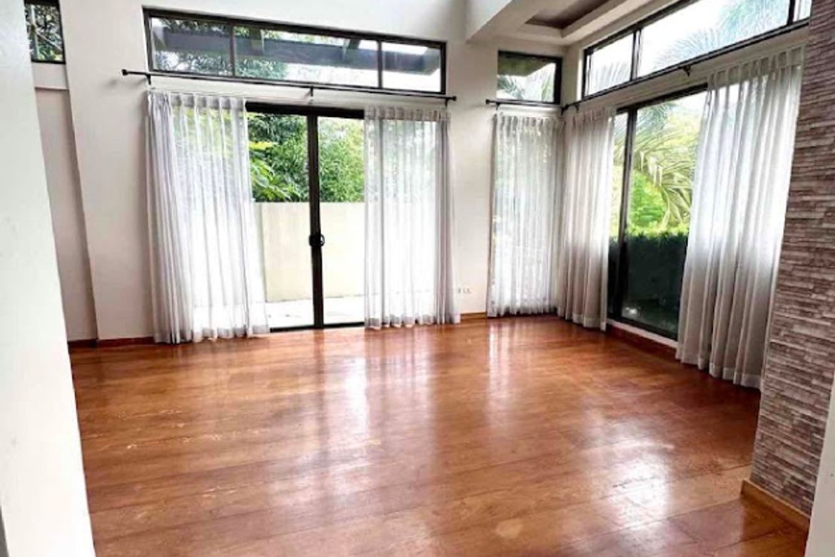 5 Bedroom House for Rent in Ayala Westgrove Heights, Inchican, Silang, Cavite photo 4