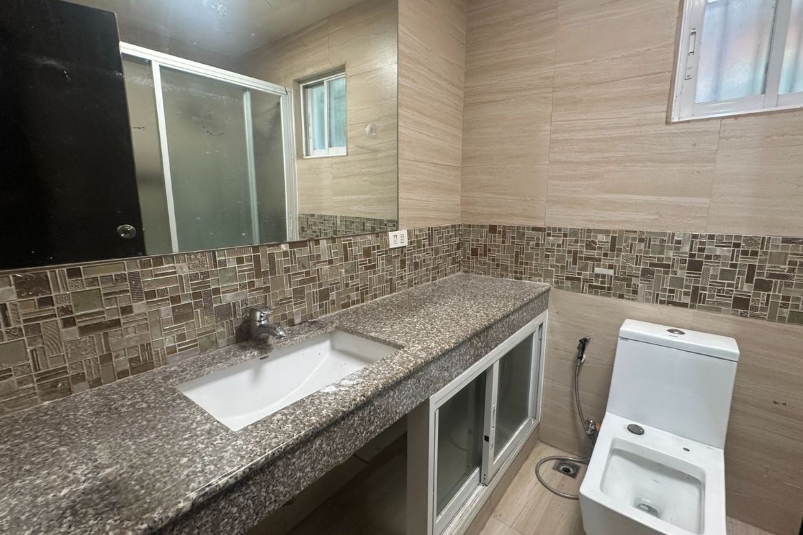 5 Bedroom House for Rent in BF Homes, Parañaque, Metro Manila photo 5