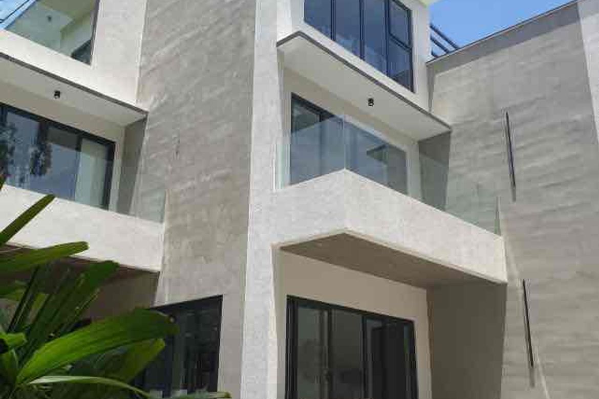 5 Bedroom House for Rent in Cabilang Baybay, Carmona, Cavite