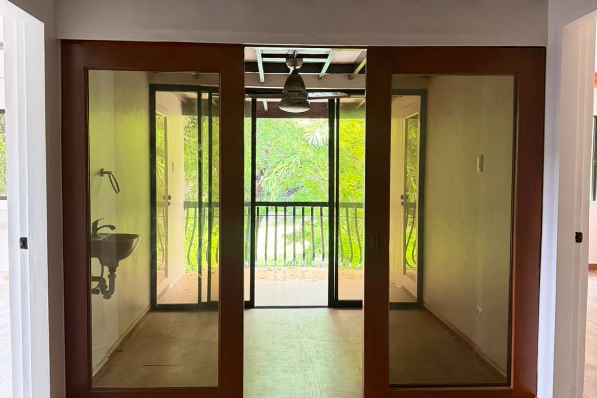 5 Bedroom House for Rent in Cupang, Muntinlupa, Metro Manila photo 4