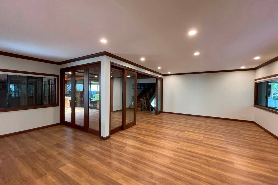 5 Bedroom House for Rent in Dasmariñas North, Makati, Metro Manila near MRT-3 Ayala photo 6