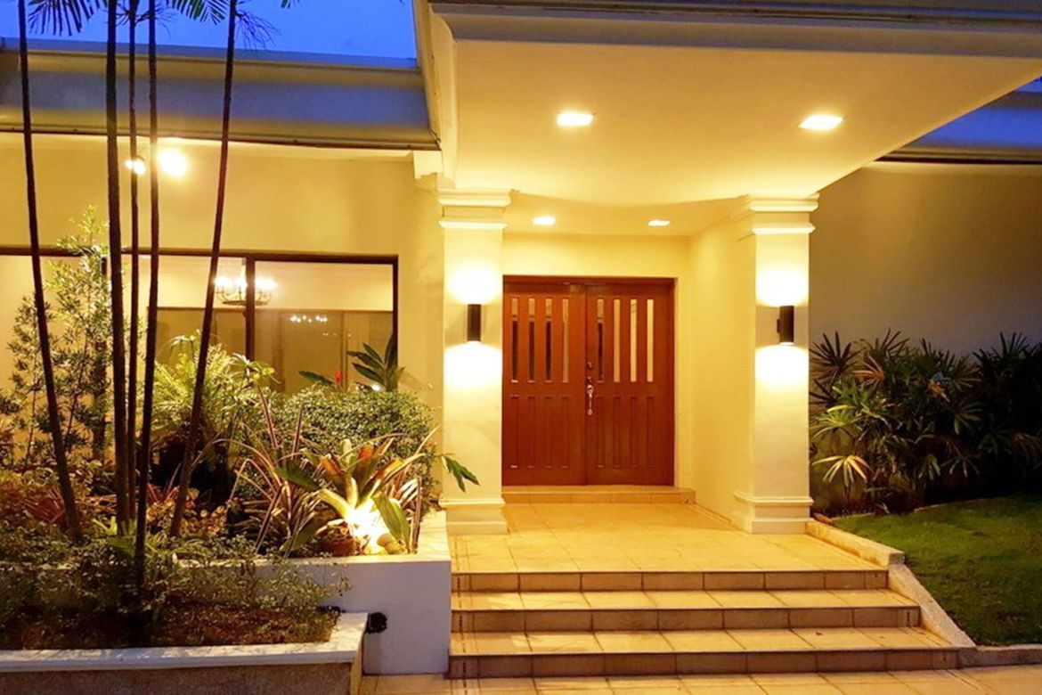 5 Bedroom House for Rent in Dasmariñas North, Makati, Metro Manila photo 6