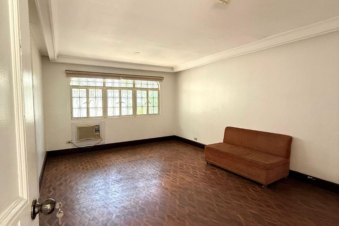 5 Bedroom House for Rent in Dasmariñas Village, Dasmariñas North, Makati, Metro Manila near MRT-3 Magallanes photo 8