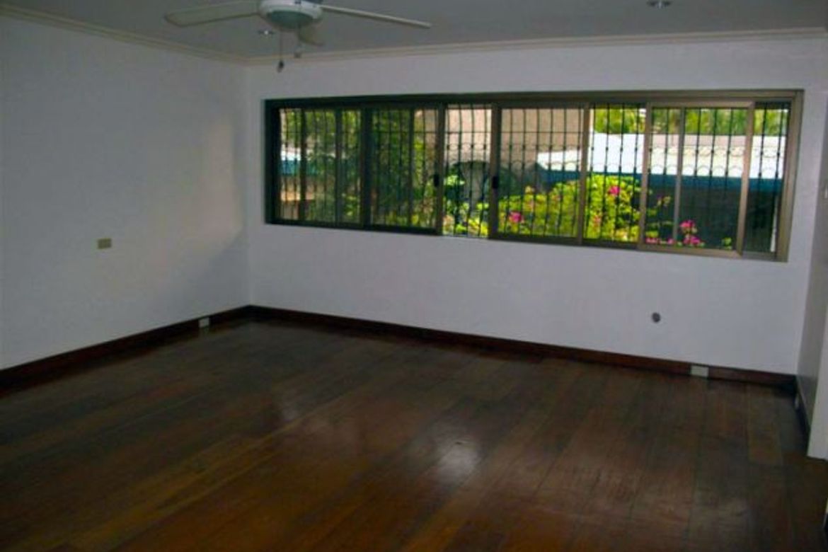 5 Bedroom House for Rent in Dasmariñas Village, Dasmariñas North, Makati, Metro Manila near MRT-3 Magallanes photo 7