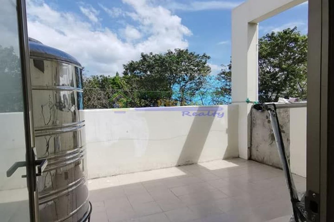 5 Bedroom House for Rent in Don Bosco, Parañaque, Metro Manila photo 3