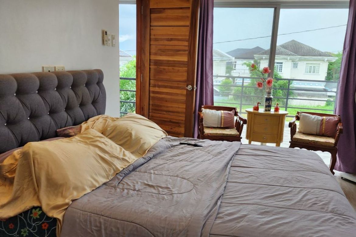 5 Bedroom House for Rent in Inchican, Silang, Cavite