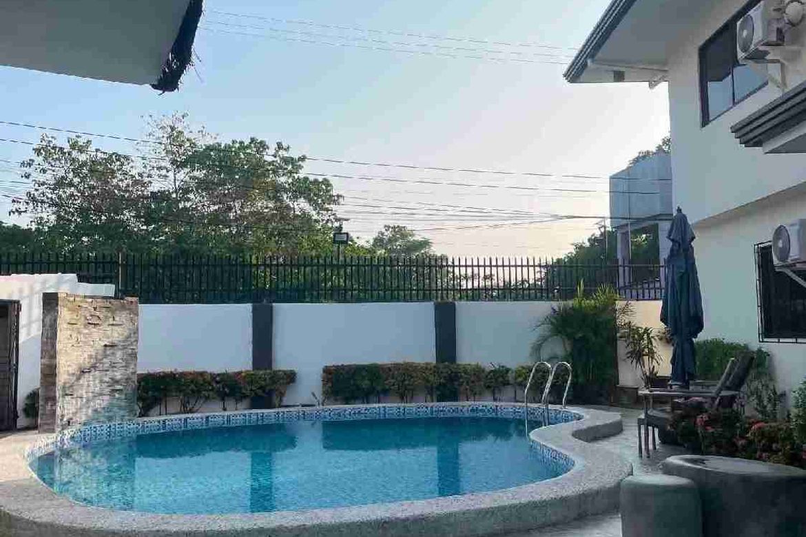 5 Bedroom House for Rent in Maribago, Lapu-Lapu, Cebu photo 5
