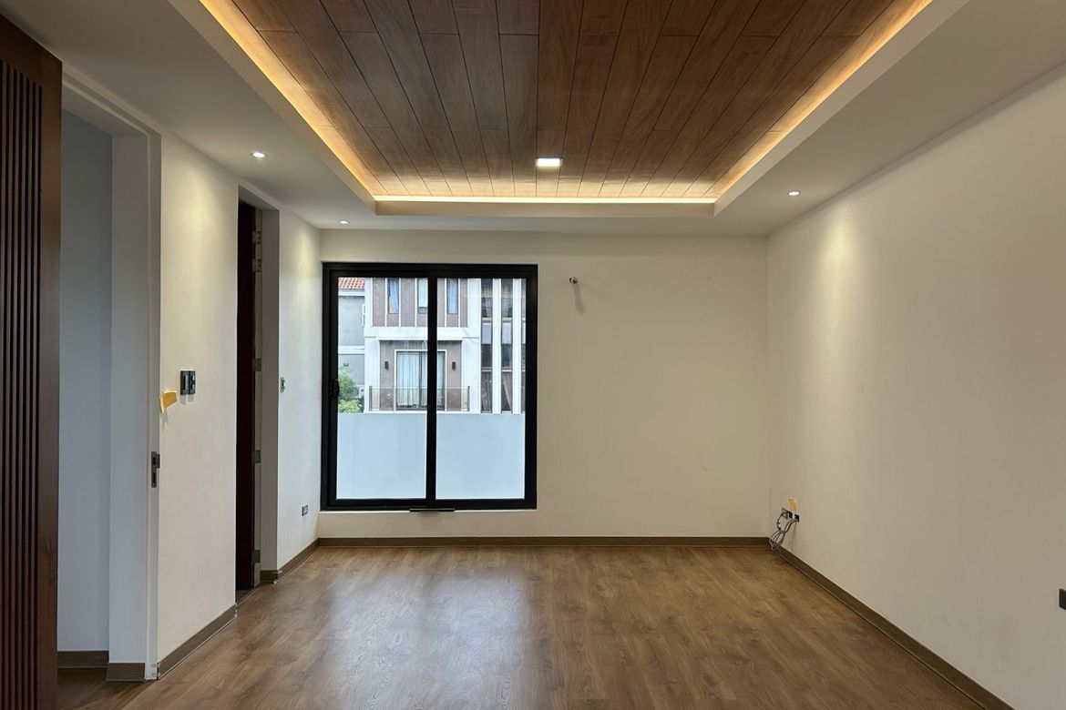 5 Bedroom House for Rent in McKinley Hill, Taguig, Metro Manila photo 3
