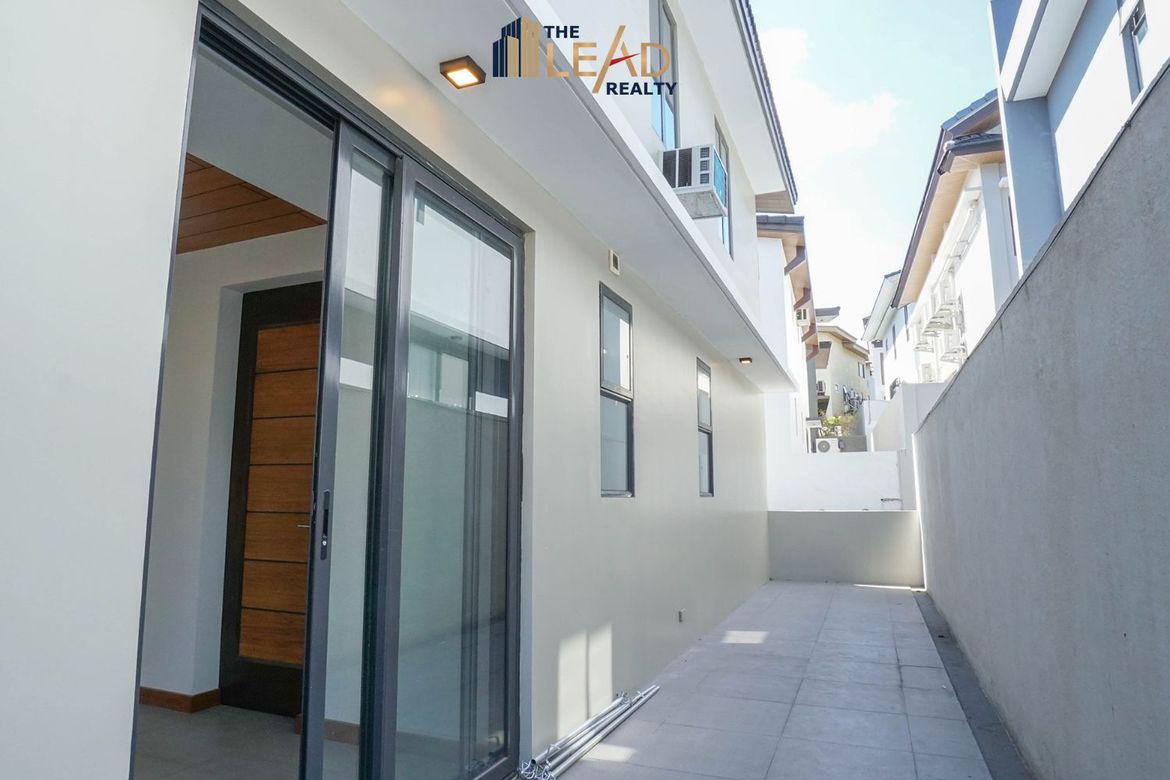 5 Bedroom House for Rent in McKinley Hill Village, McKinley Hill, Taguig, Metro Manila photo 4