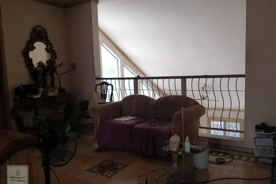 5 Bedroom House for Rent in Moonwalk, Parañaque, Metro Manila photo 3