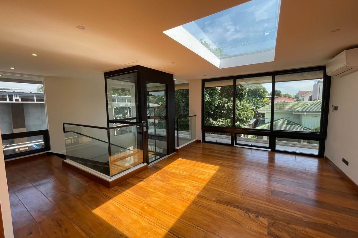 5 Bedroom House for Rent in New Alabang Village, Muntinlupa, Metro Manila photo 6