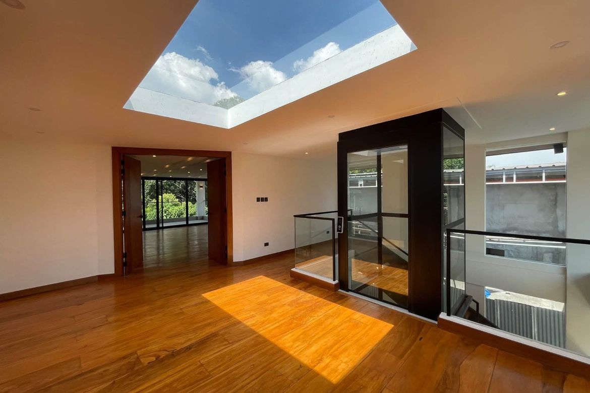 5 Bedroom House for Rent in New Alabang Village, Muntinlupa, Metro Manila photo 7