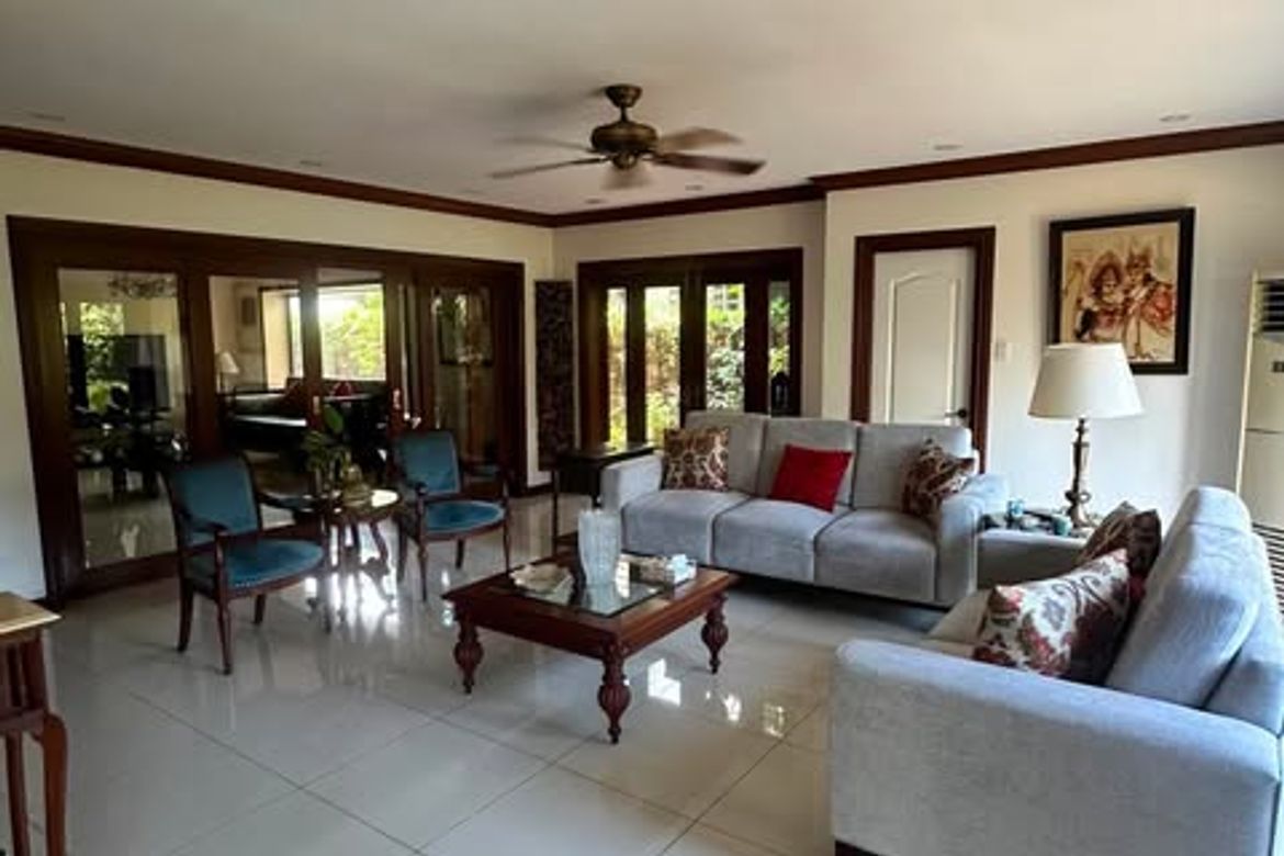 5 Bedroom House for Rent in Ugong, Pasig, Metro Manila photo 2