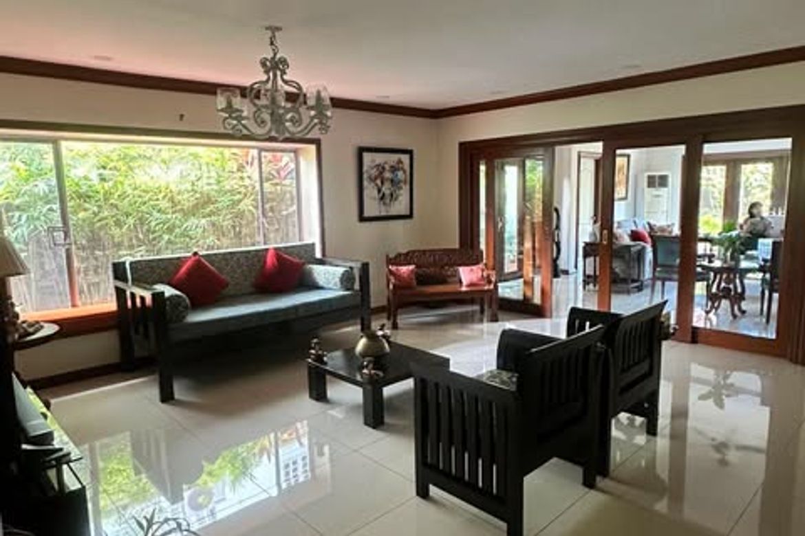 5 Bedroom House for Rent in Ugong, Pasig, Metro Manila photo 3