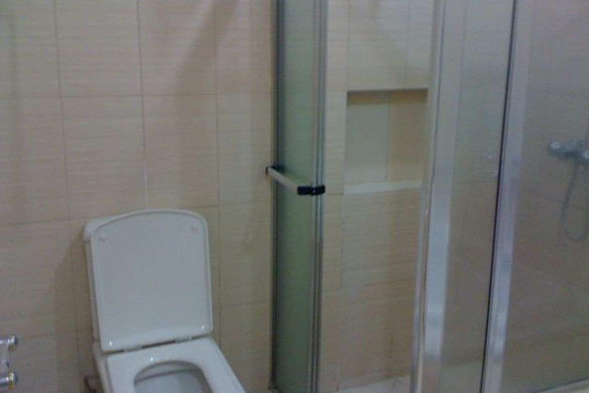 5 Bedroom House for Rent in Urdaneta Village, Bangkal, Makati, Metro Manila near MRT-3 Magallanes photo 7