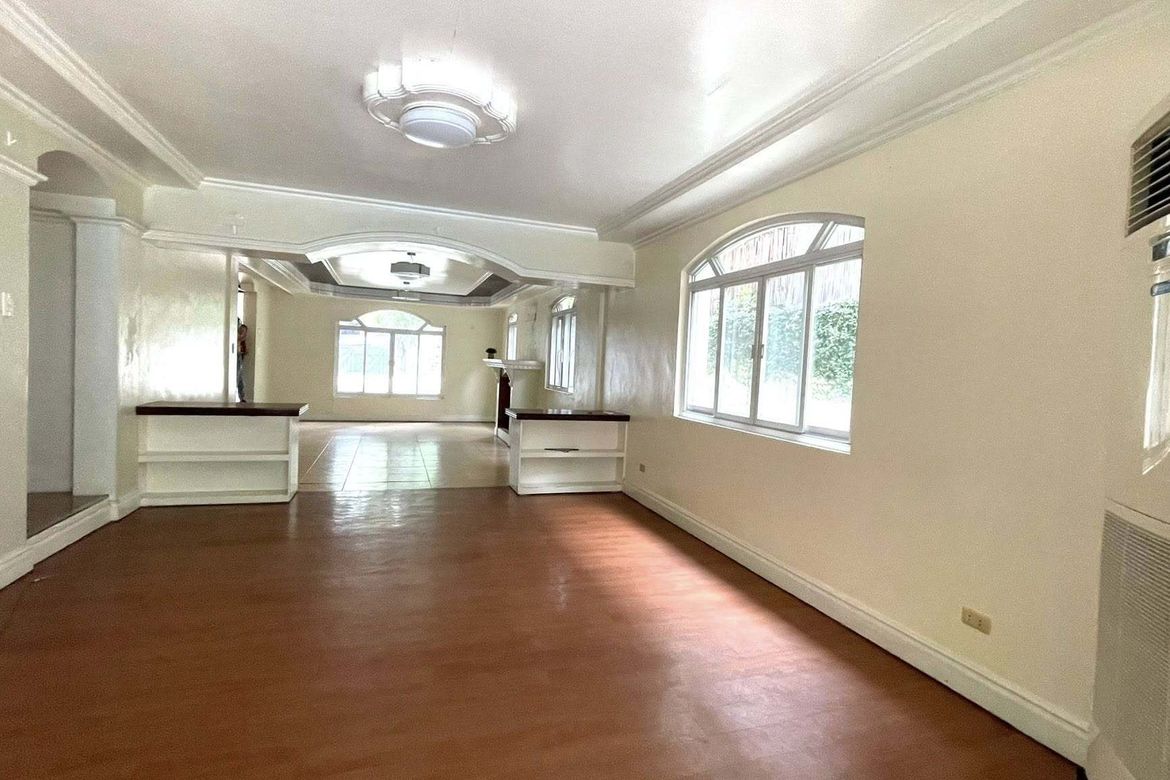 5 Bedroom House for Sale in Alabang, Muntinlupa, Metro Manila – photo 8