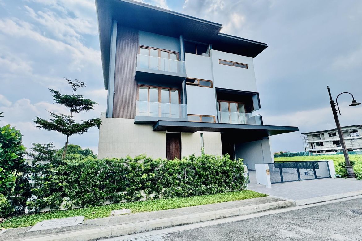5 Bedroom House for Sale in Alabang, Muntinlupa, Metro Manila – photo 3