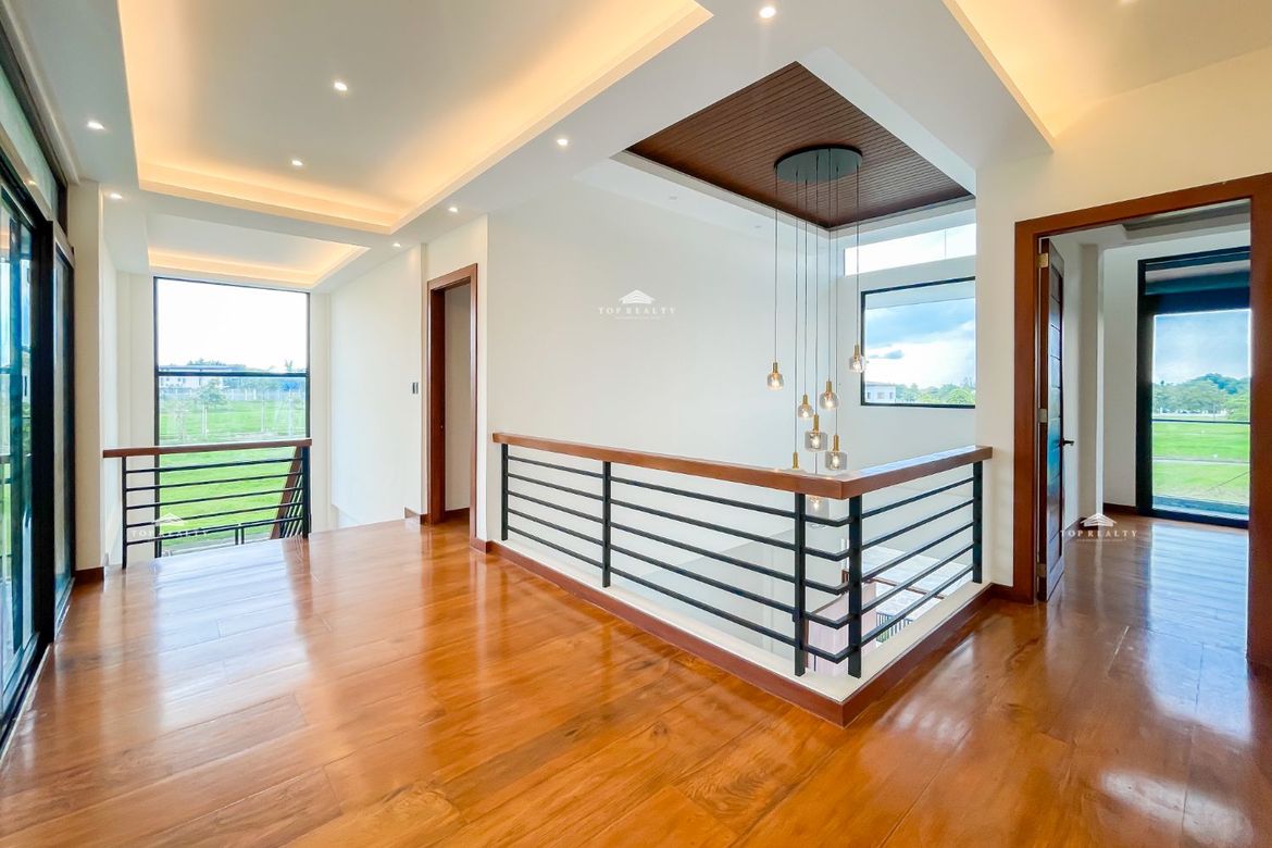 5 Bedroom House for Sale in Alabang West Village, Almanza Dos, Las Piñas, Metro Manila – photo 8