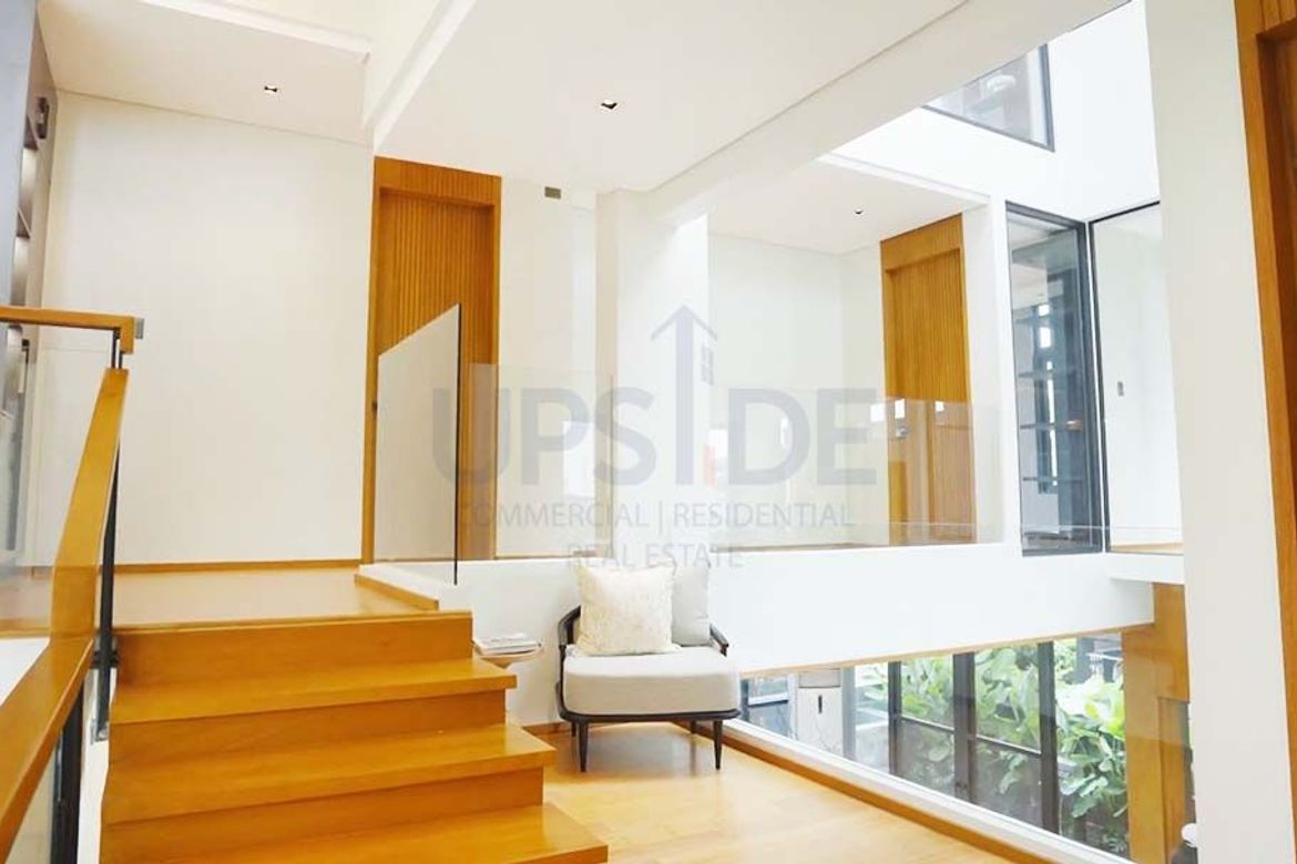 5 Bedroom House for Sale in Alabang West Village, Almanza Dos, Las Piñas, Metro Manila – photo 3