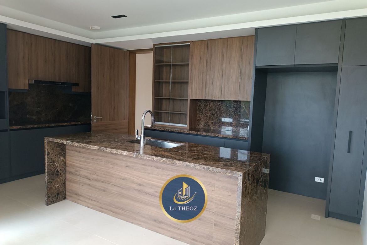 5 Bedroom House for Sale in Alabang West Village, Almanza Dos, Las Piñas, Metro Manila – photo 8