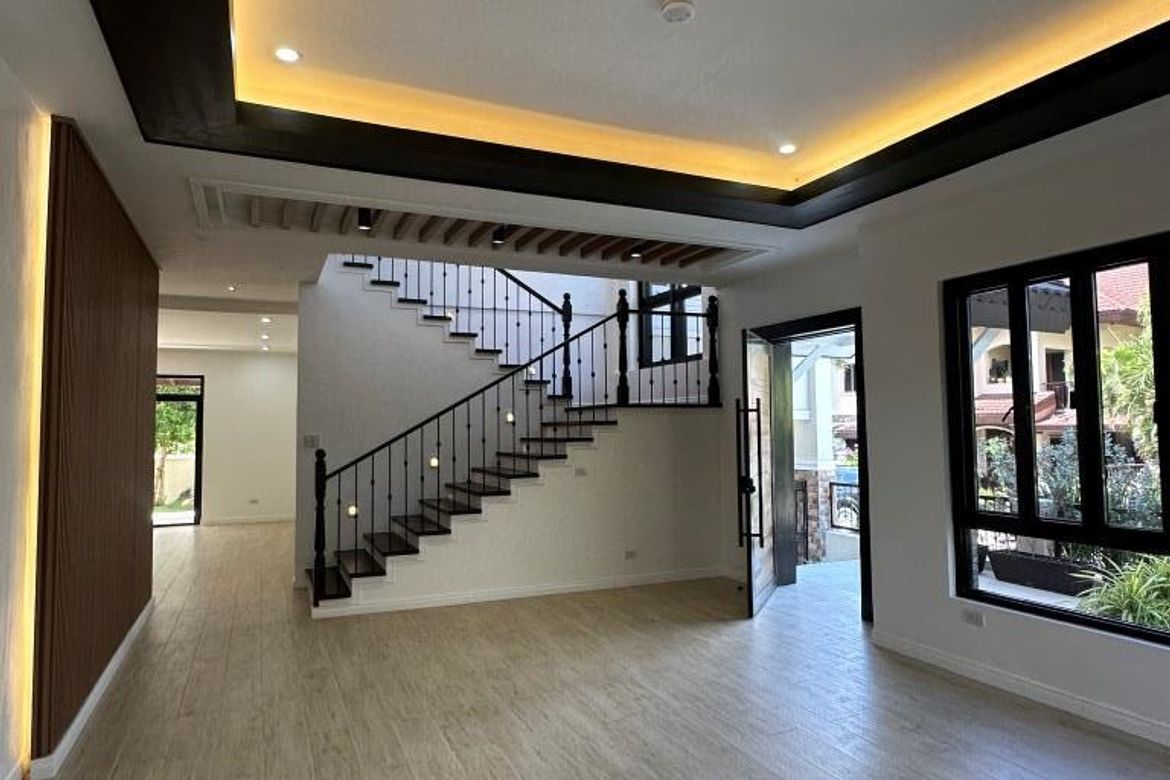 5 Bedroom House for Sale in Almanza Dos, Las Piñas, Metro Manila – photo 5