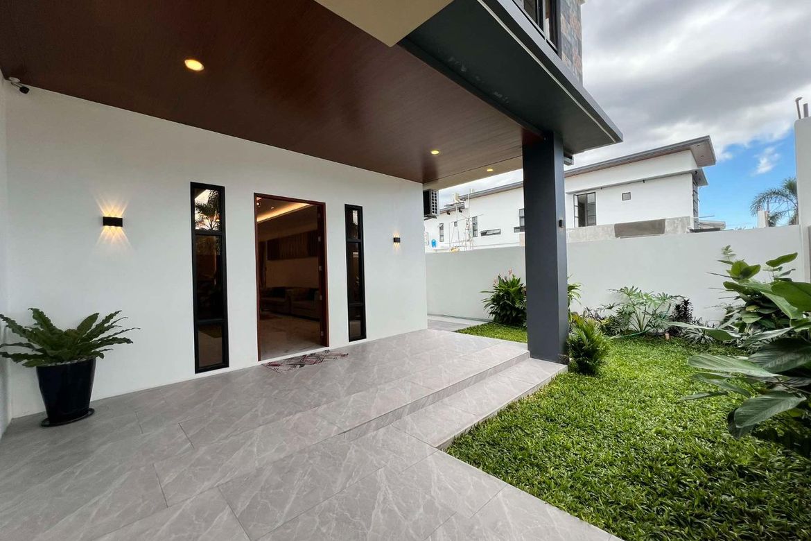 5 Bedroom House for Sale in Amsic, Angeles, Pampanga – photo 2