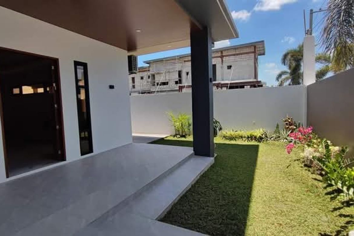 5 Bedroom House for Sale in Amsic, Angeles, Pampanga – photo 7