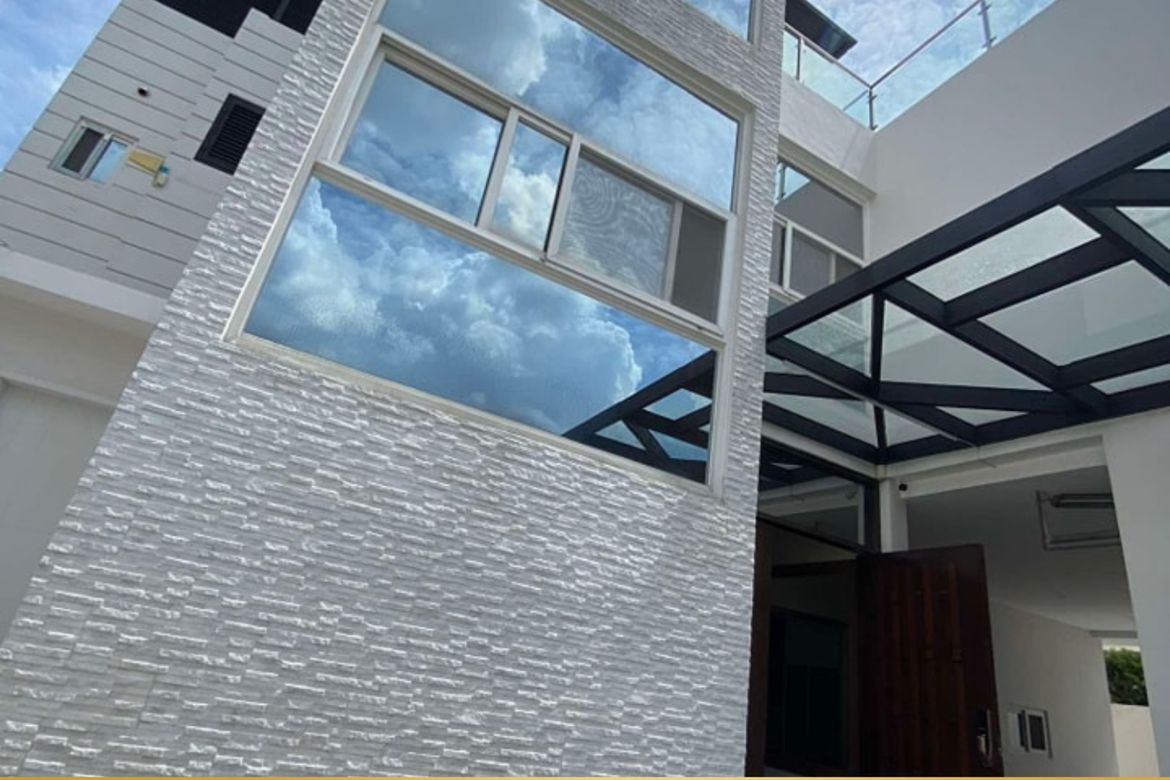 5 Bedroom House for Sale in Amsic, Angeles, Pampanga