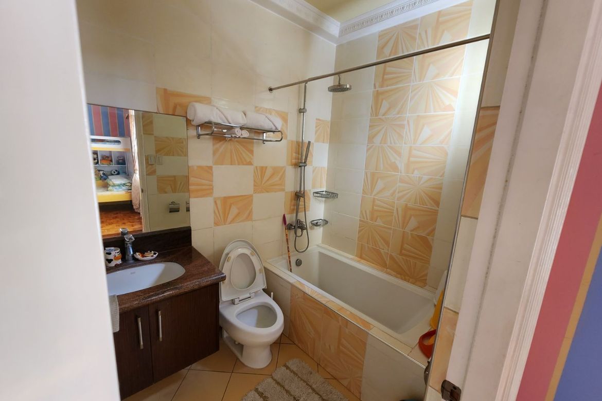 5 Bedroom House for Sale in Anabu I-B, Imus, Cavite – photo 4