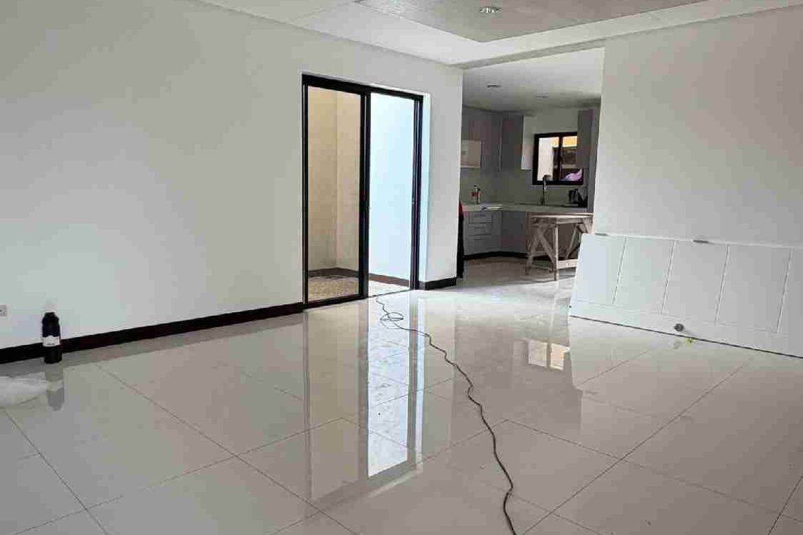 5 Bedroom House for Sale in Anabu I-D, Imus, Cavite – photo 3
